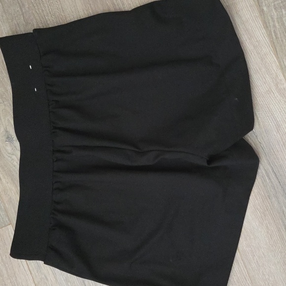Rachel Zoe Pull On Black Shorts With Pockets Lije NEW - Picture 7 of 7
